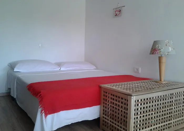 Апартаменты Olive Garden Пиран